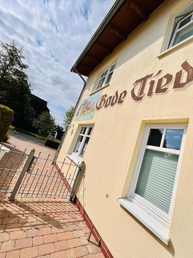 Hotel Gode Tied Цингст Екстериор снимка